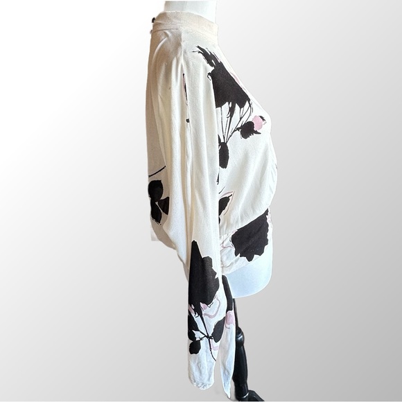 Free People Cream,‎ Black & Lavender Say You Love Me Blouse Size Medium - Picture 4 of 12